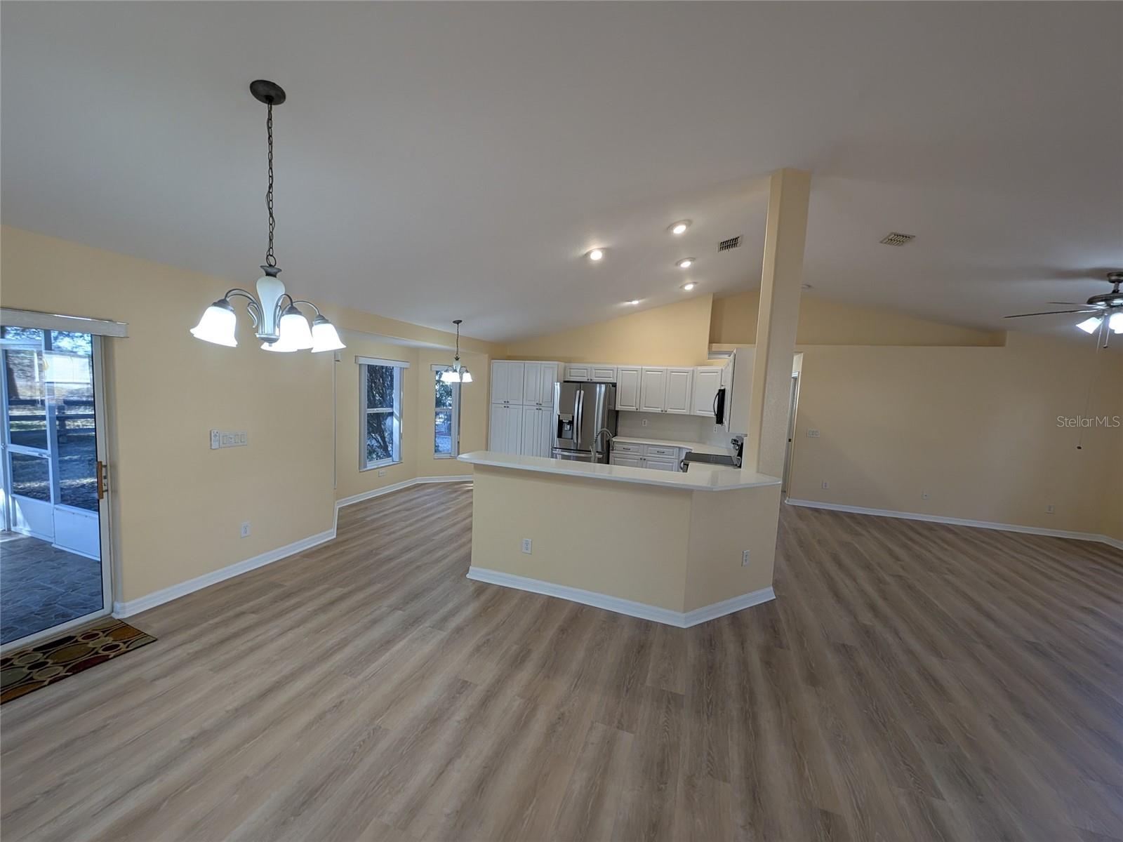 HARDWOOD TRLS - Residential
