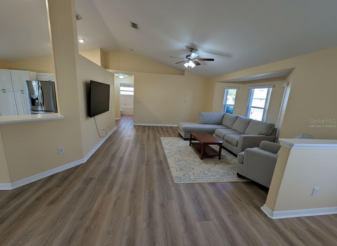 HARDWOOD TRLS - Residential