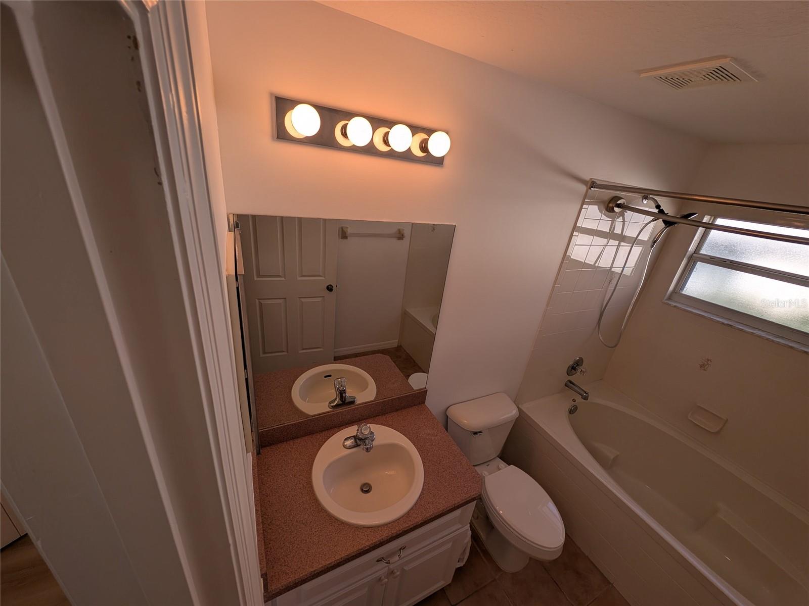 HARDWOOD TRLS - Residential