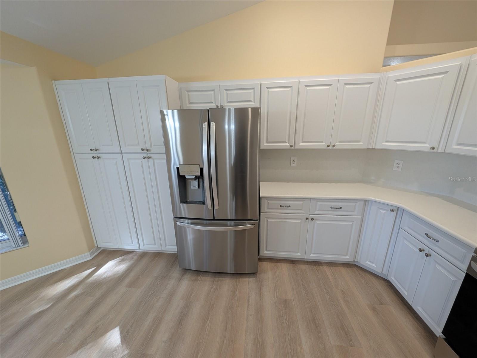 HARDWOOD TRLS - Residential
