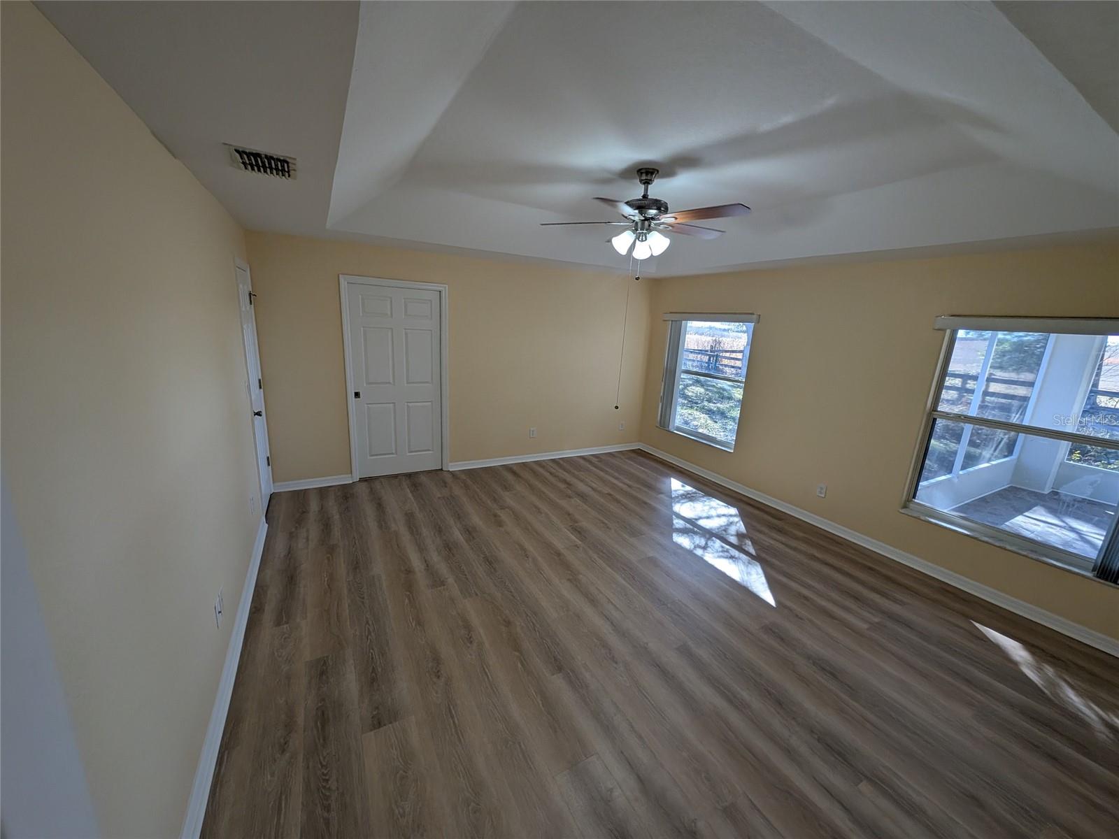 HARDWOOD TRLS - Residential