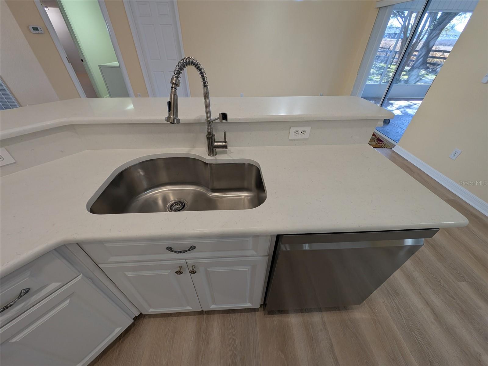 HARDWOOD TRLS - Residential