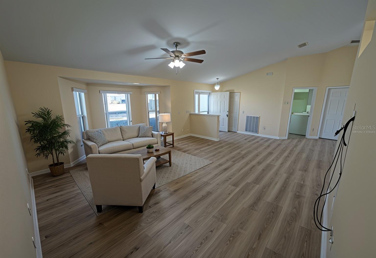 HARDWOOD TRLS - Residential