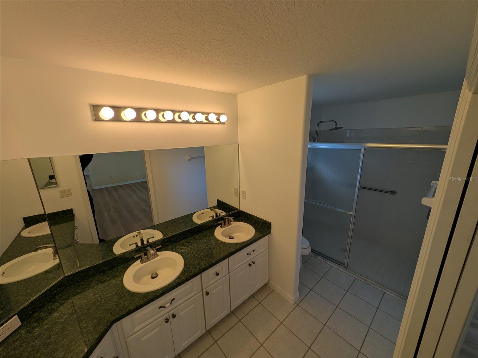 HARDWOOD TRLS - Residential
