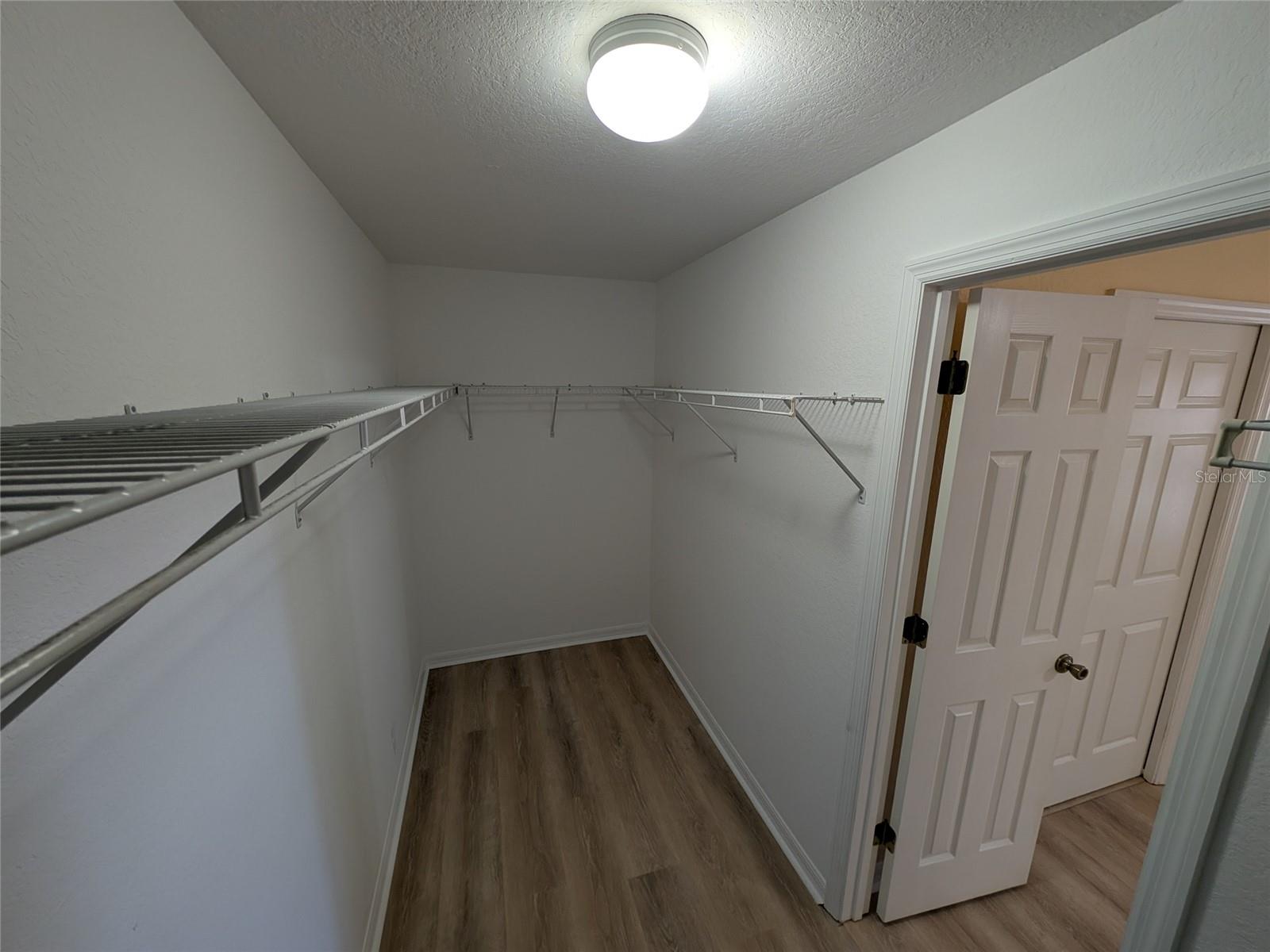 HARDWOOD TRLS - Residential