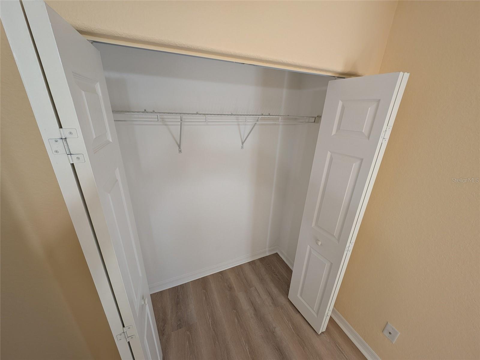 HARDWOOD TRLS - Residential