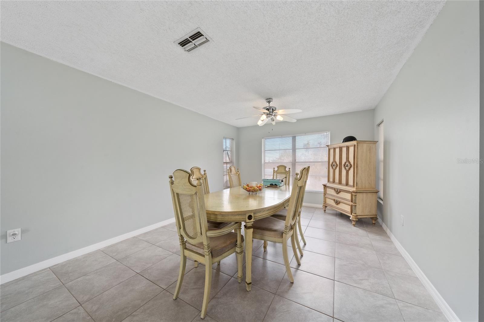 SUN N LAKE - Residential