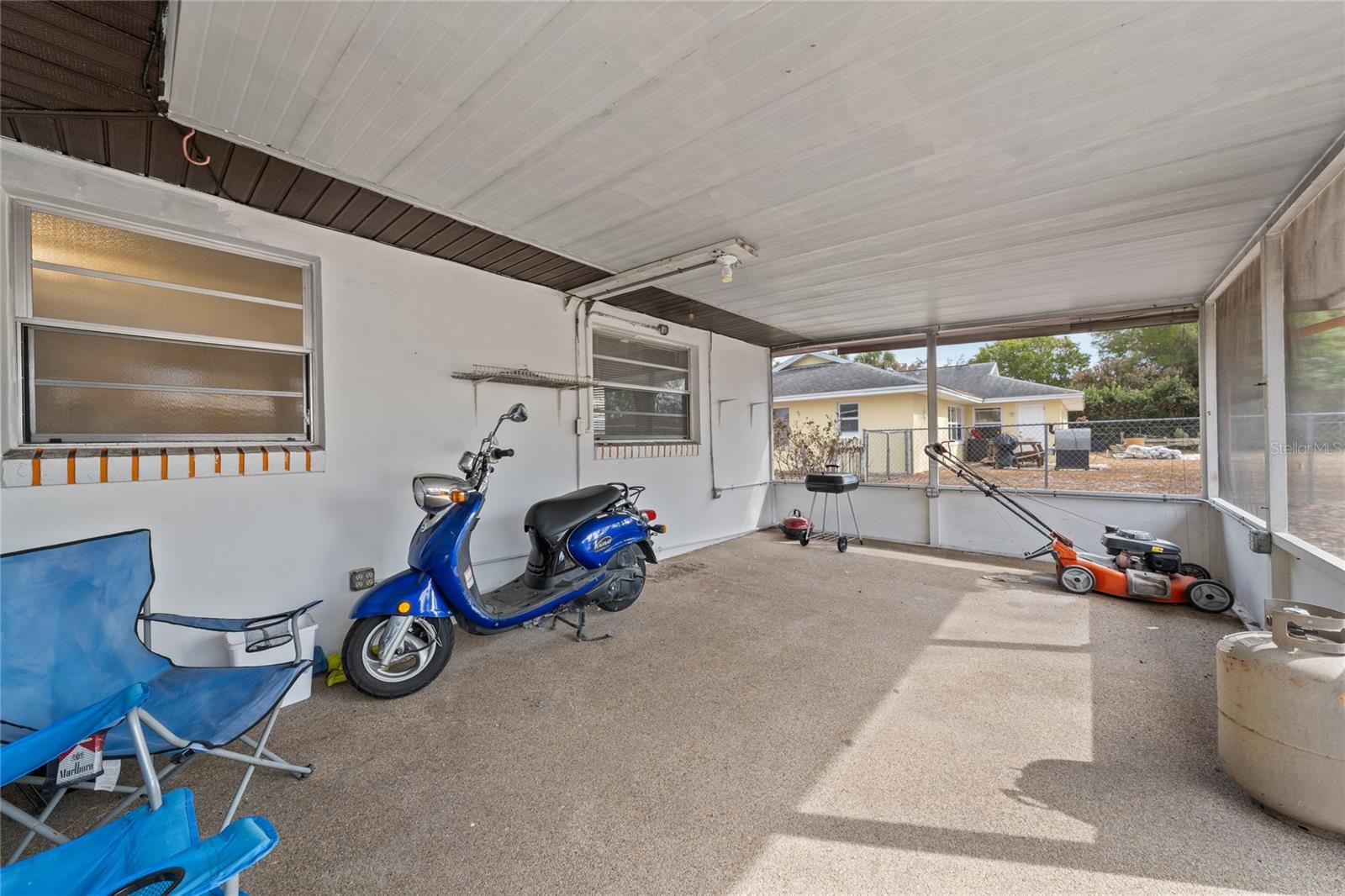 SUN N LAKE - Residential