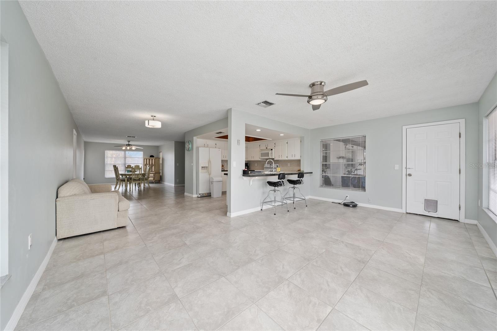 SUN N LAKE - Residential