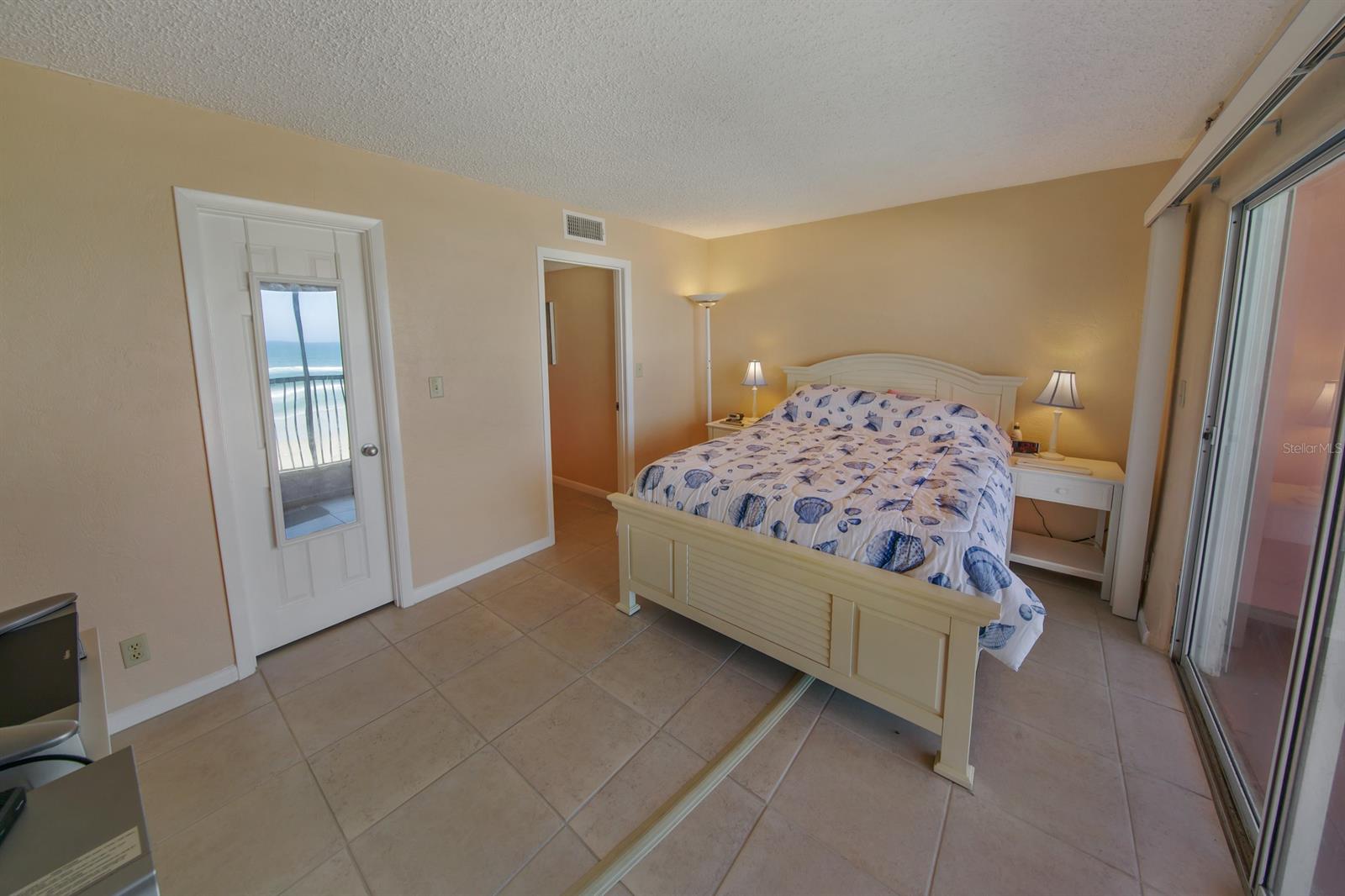 3865 Condo - Residential