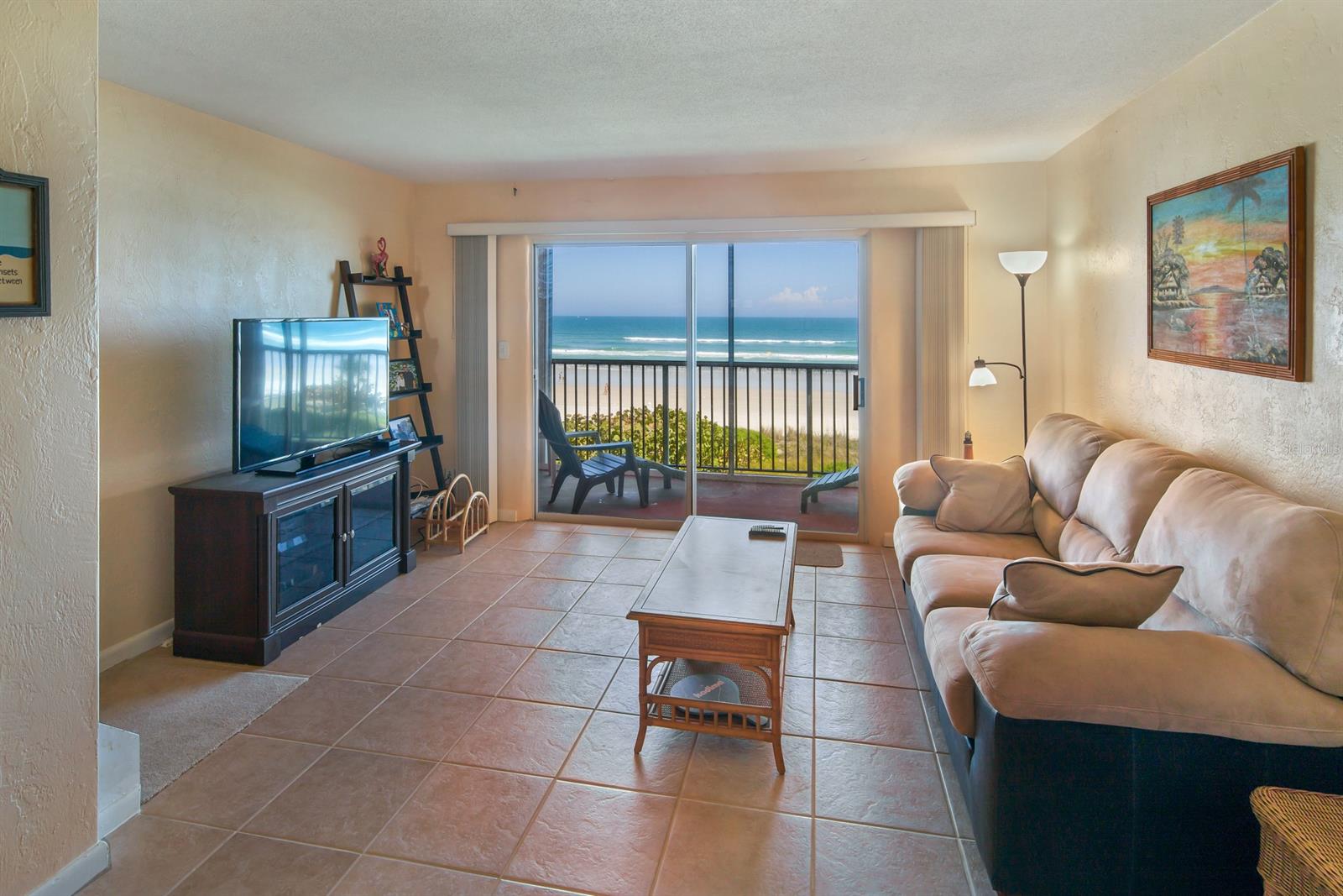 3865 Condo - Residential