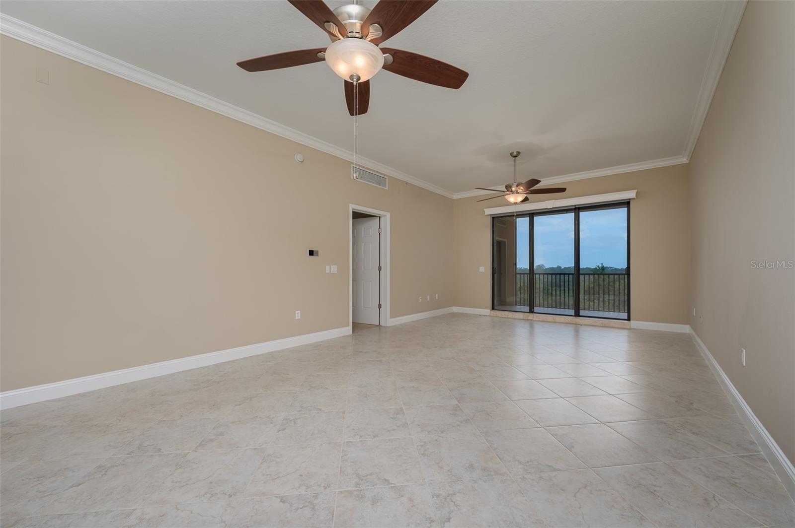 7710 LAKE VISTA COURT 403
