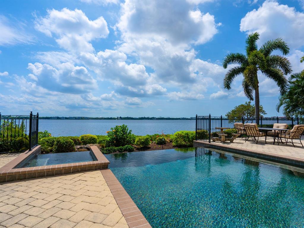 ISLAND AT RIVIERA DUNES - Residential