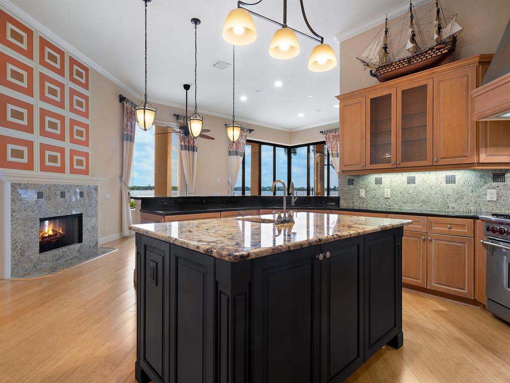 ISLAND AT RIVIERA DUNES - Residential