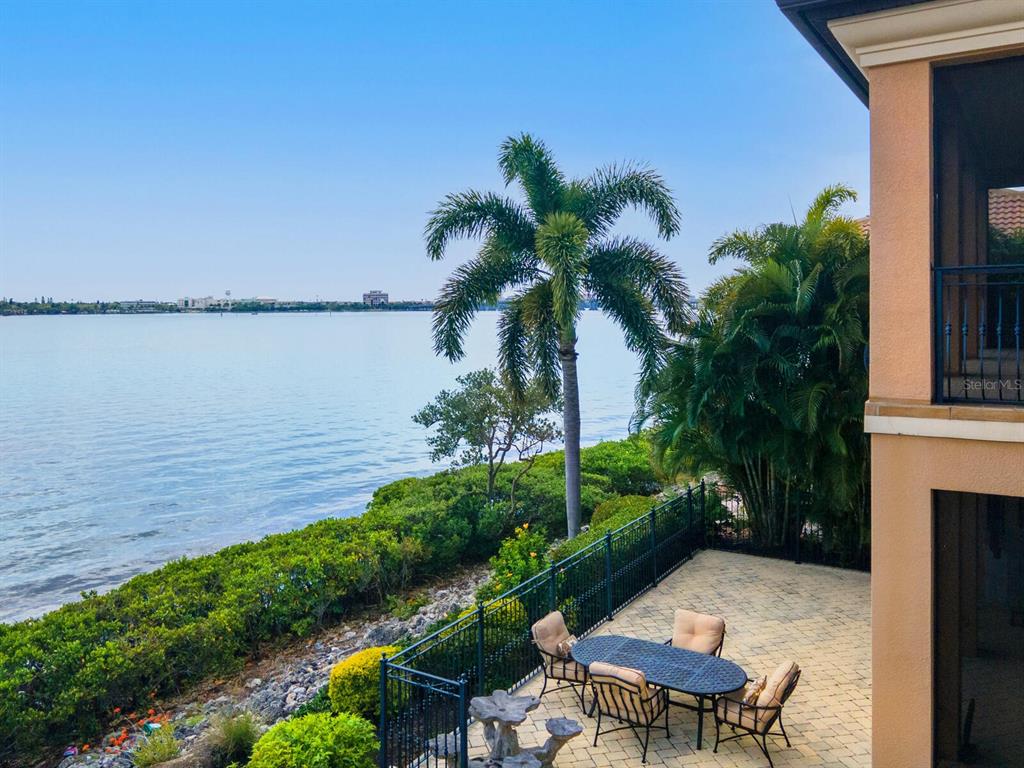 ISLAND AT RIVIERA DUNES - Residential