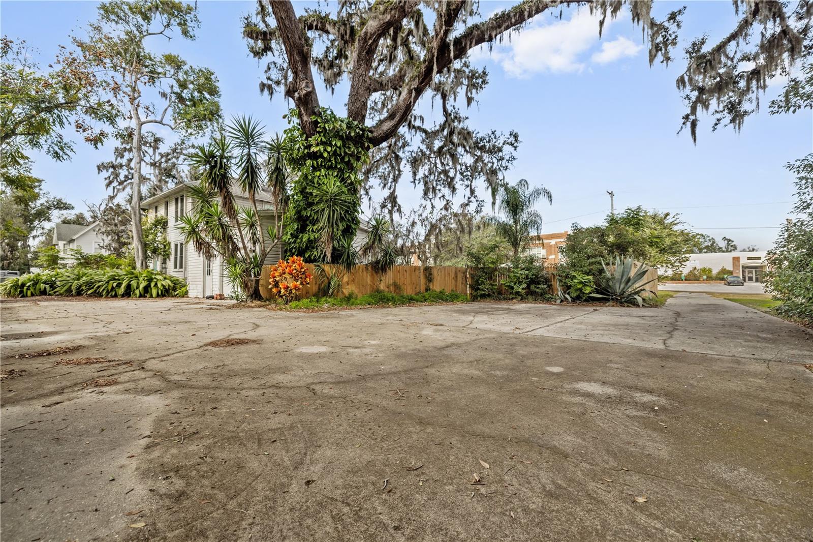 PAUL BEAUCHAMPS SUB - Residential