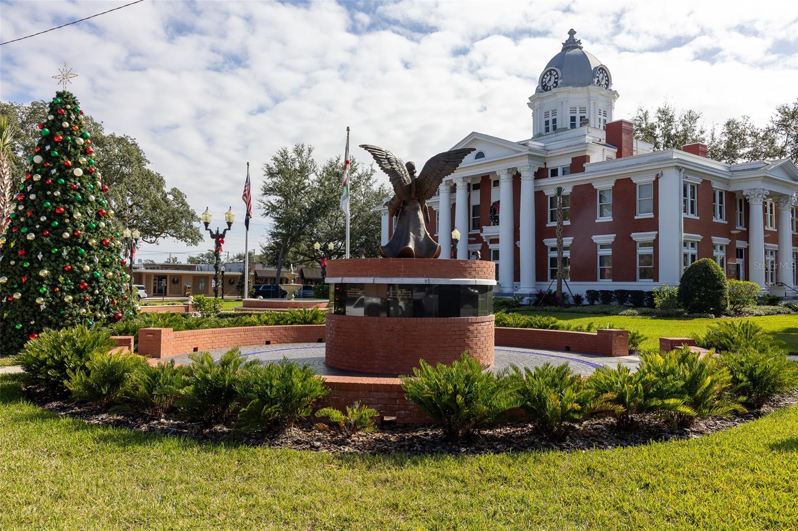 PAUL BEAUCHAMPS SUB - Residential