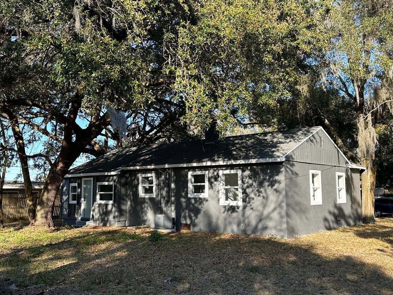 WYNNEWOOD - Residential