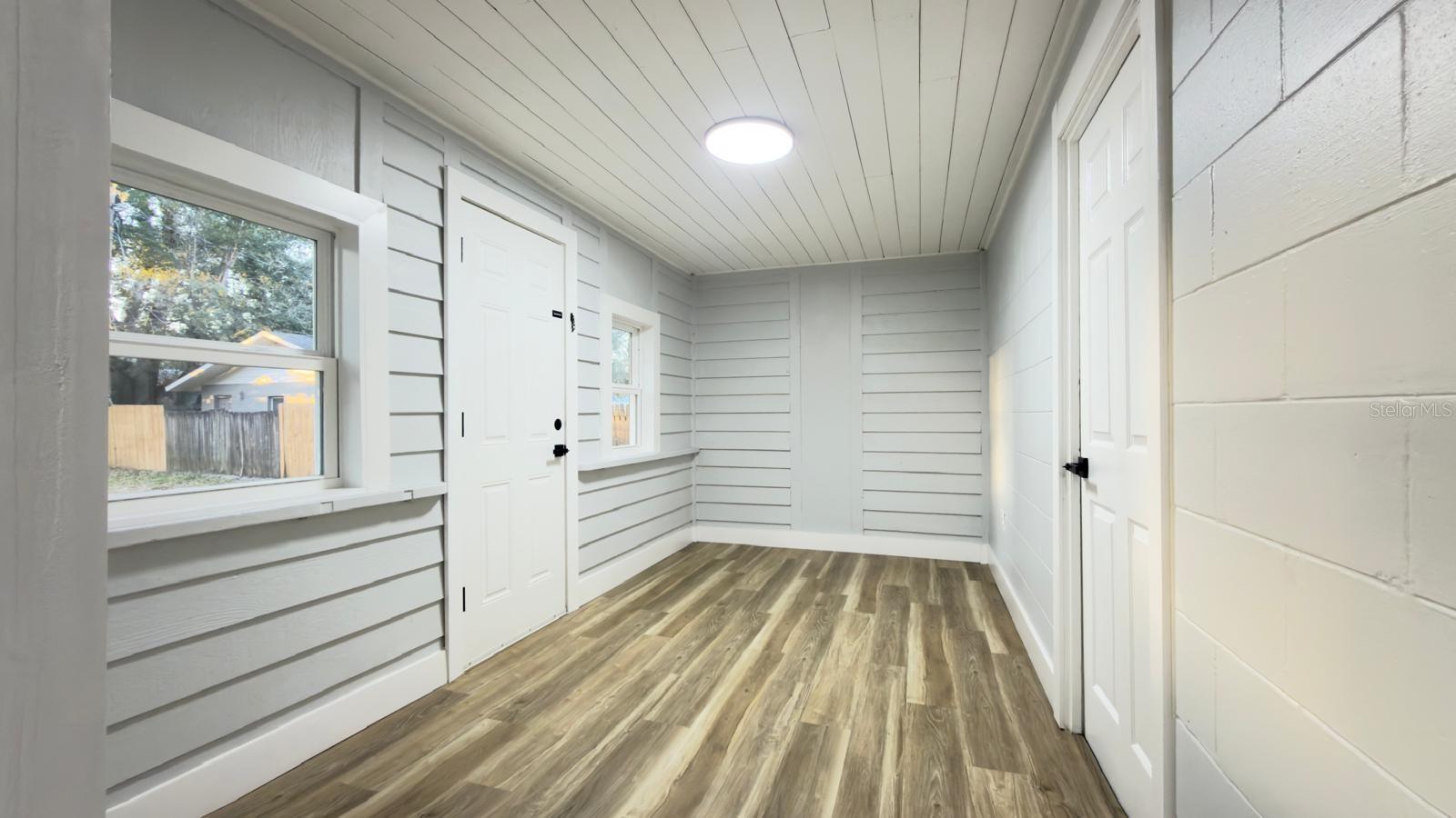 WYNNEWOOD - Residential