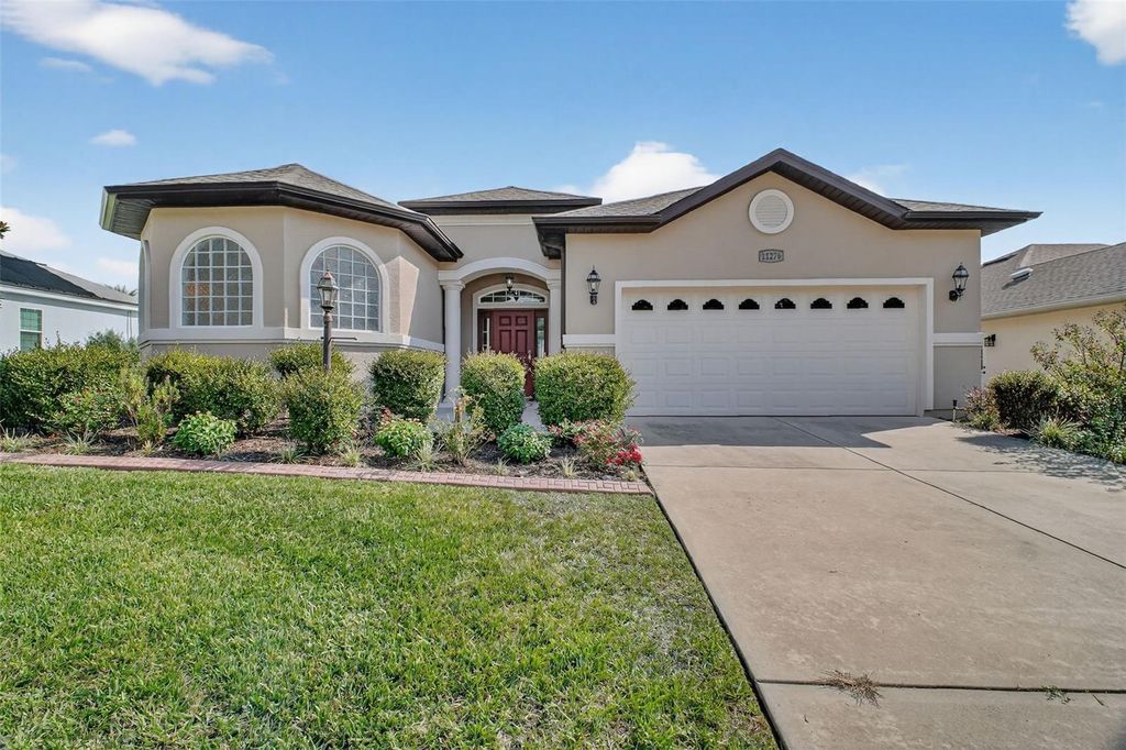 Photo of 11276 SE 170th Place, Summerfield, FL 34491 (MLS # G5102089)