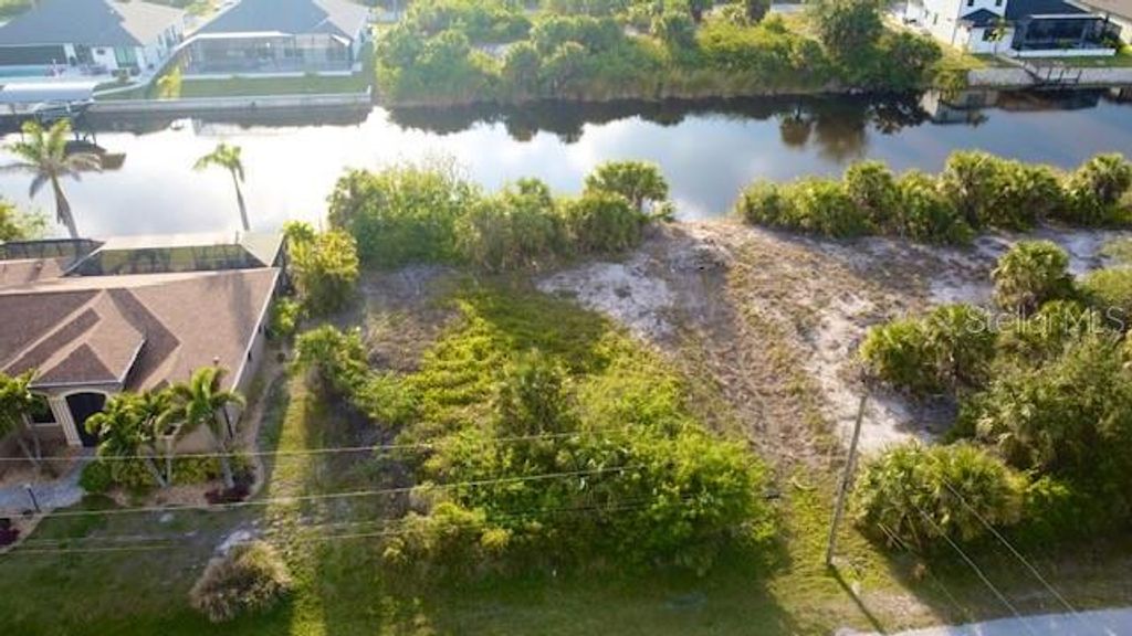 Photo of 14246 Maysville Cir, Port Charlotte, FL 33981 (MLS # D6144918)