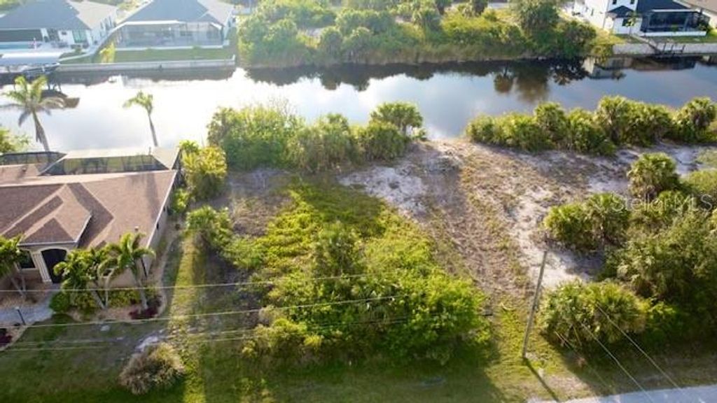 Photo of 14246 Maysville Cir, Port Charlotte, FL 33981 (MLS # D6144918)