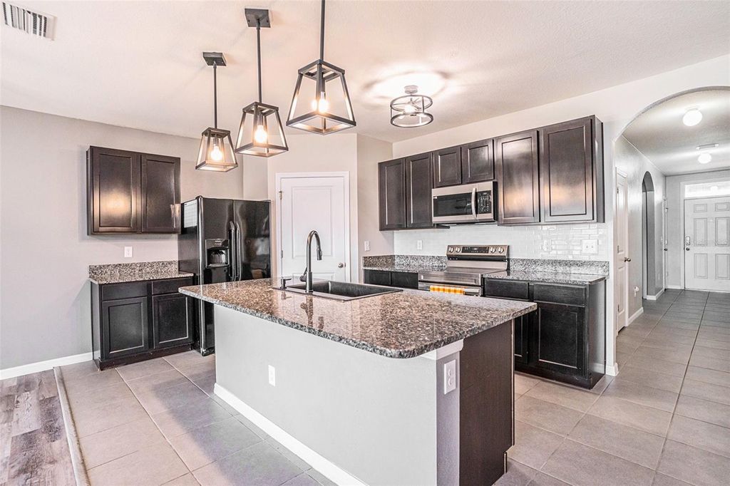 Photo of 10626 Park Meadowbrooke Drive, Riverview, FL 33578 (MLS # TB8451654)