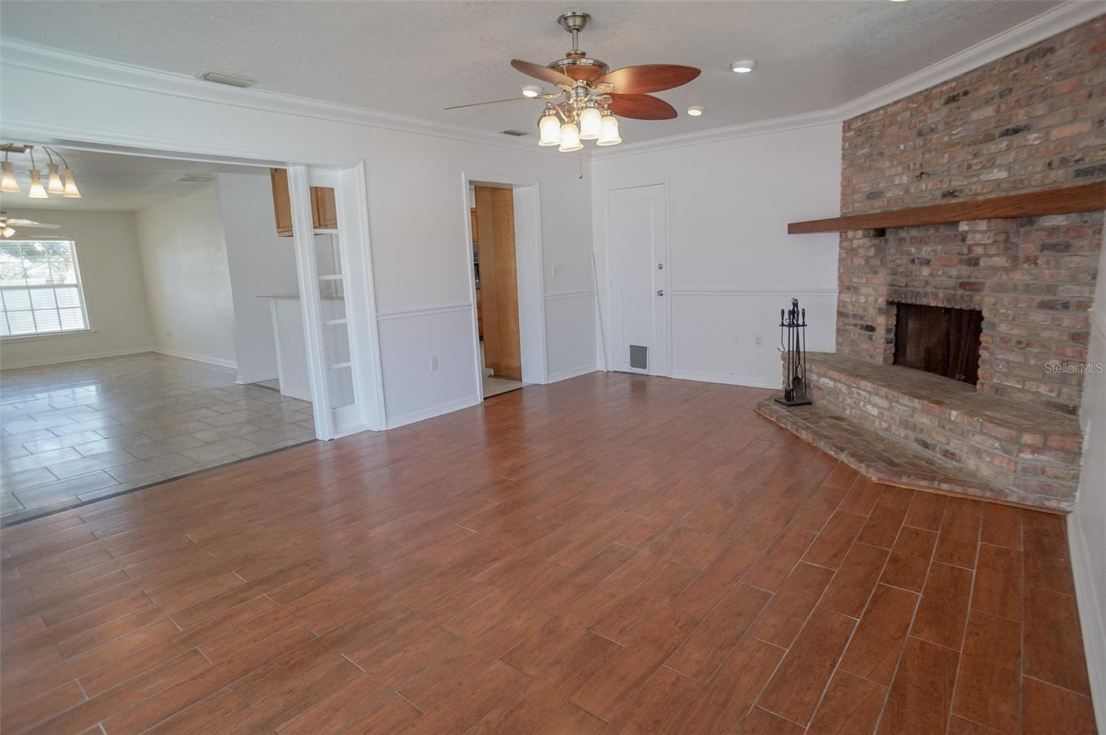 WOODRIDGE - Residential Lease