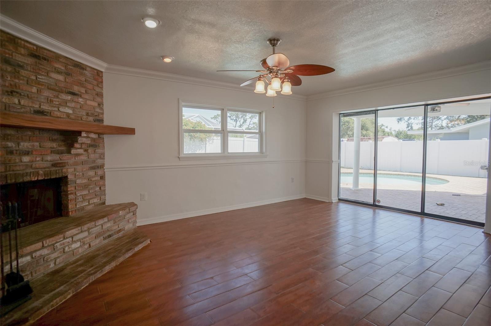 WOODRIDGE - Residential Lease