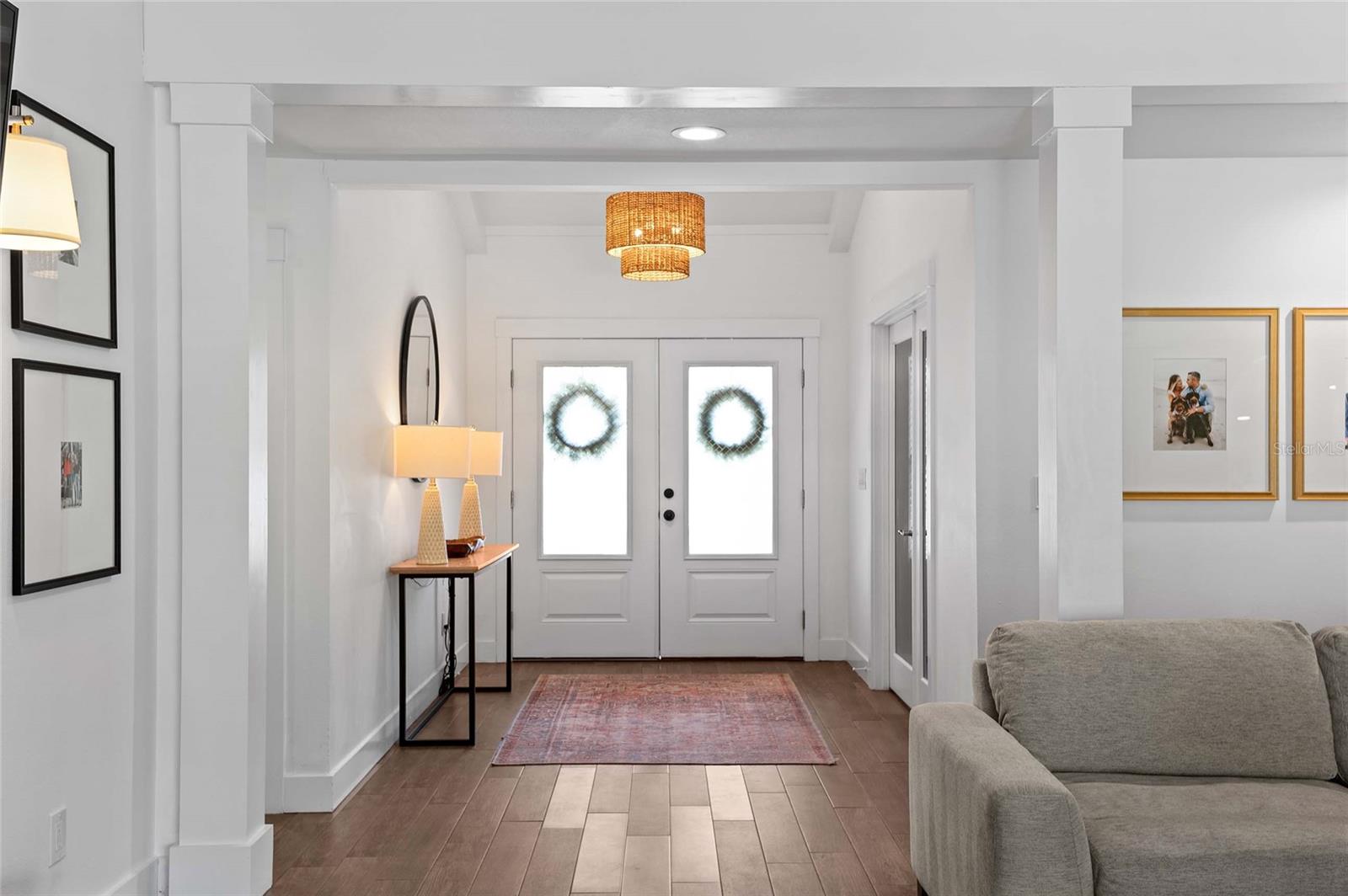 128 VARIETY TREE CIRCLE