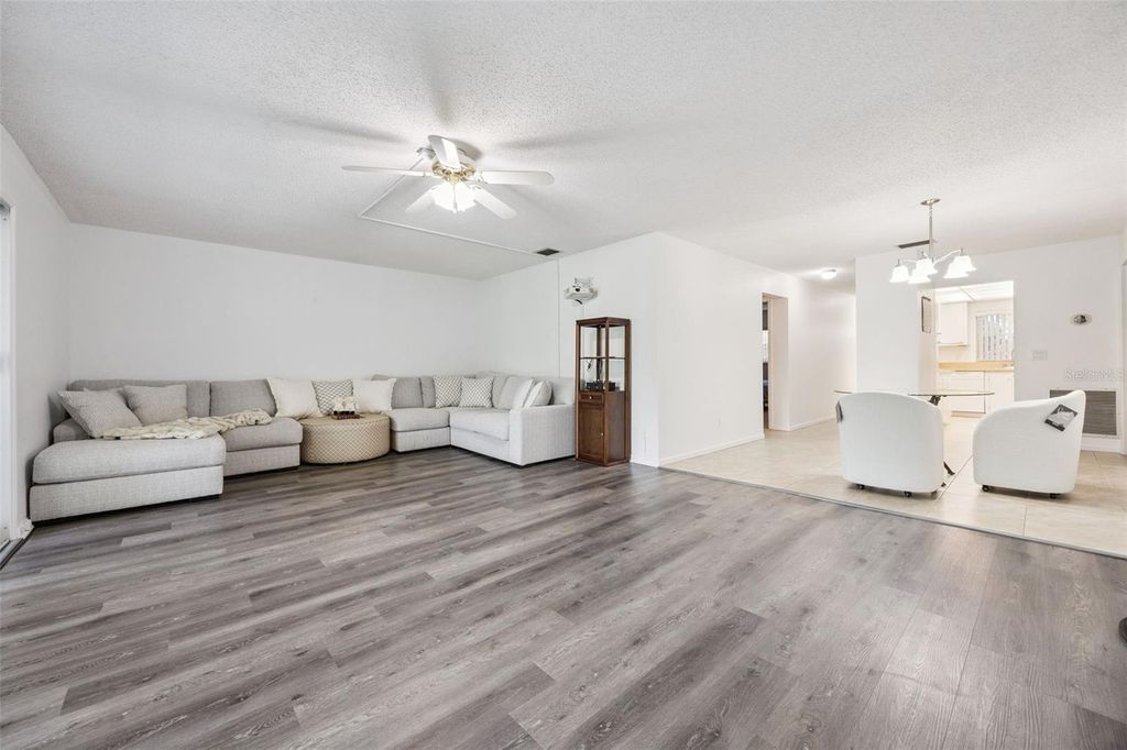 Photo of 200 El Camino Drive #303, Winter Haven, FL 33884 (MLS # S5136391)