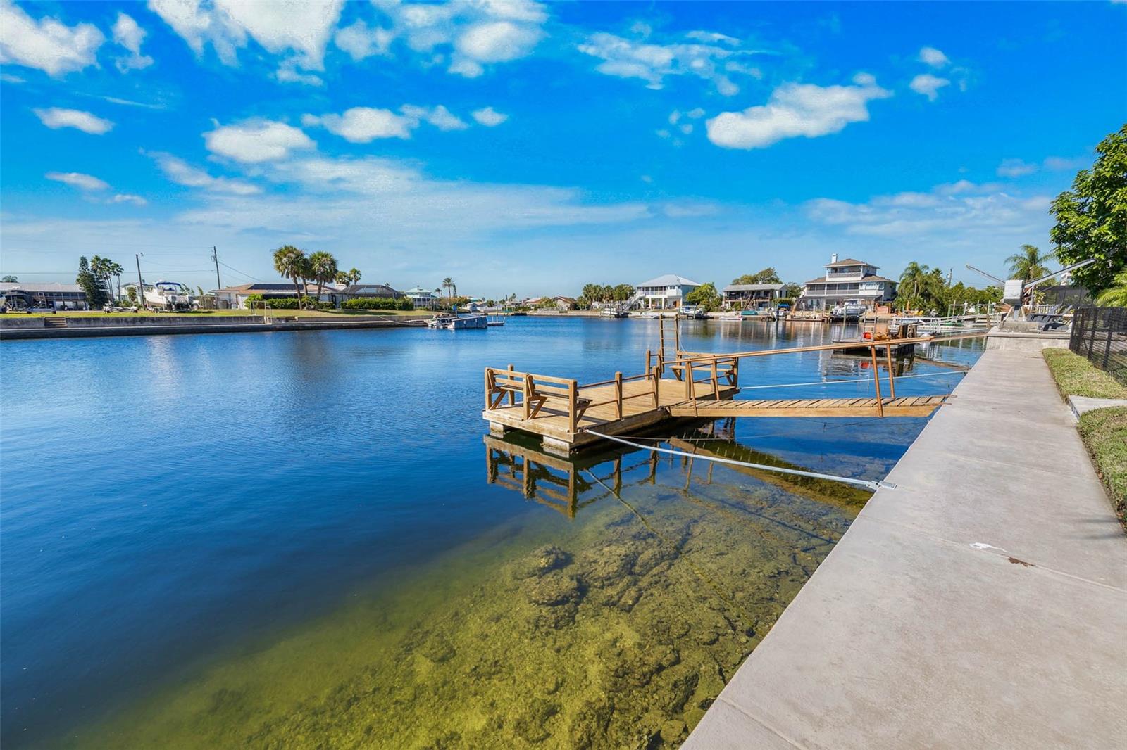 HERNANDO BEACH - Residential