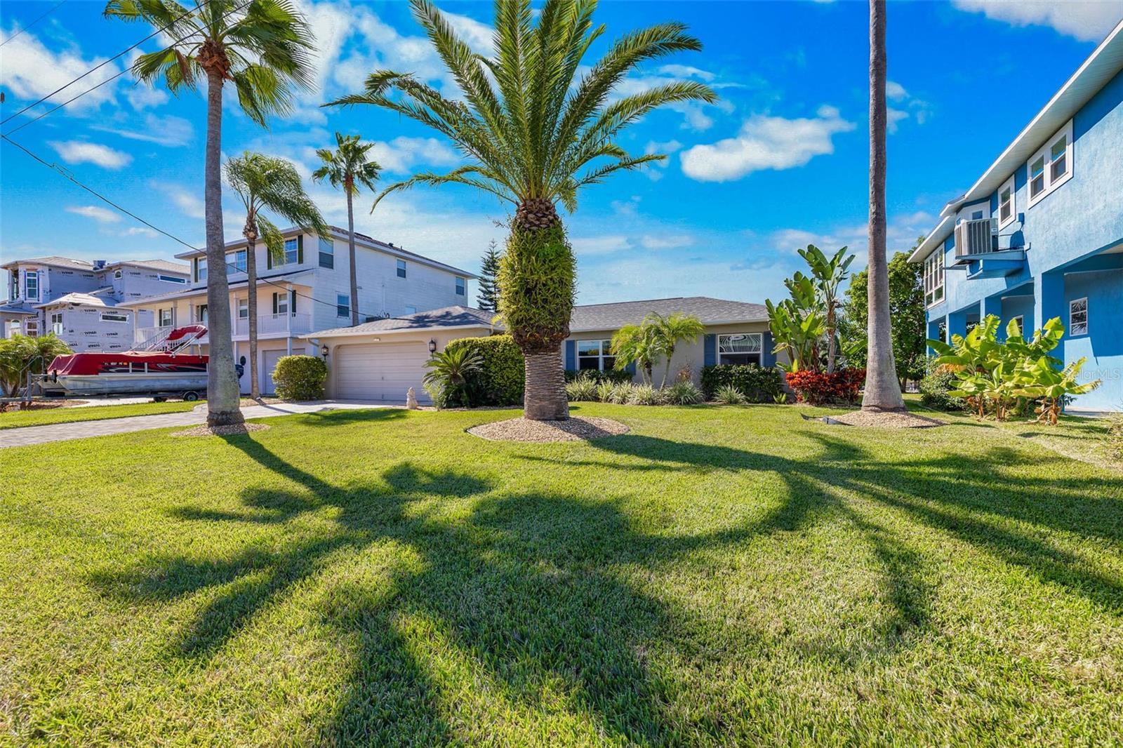 HERNANDO BEACH - Residential