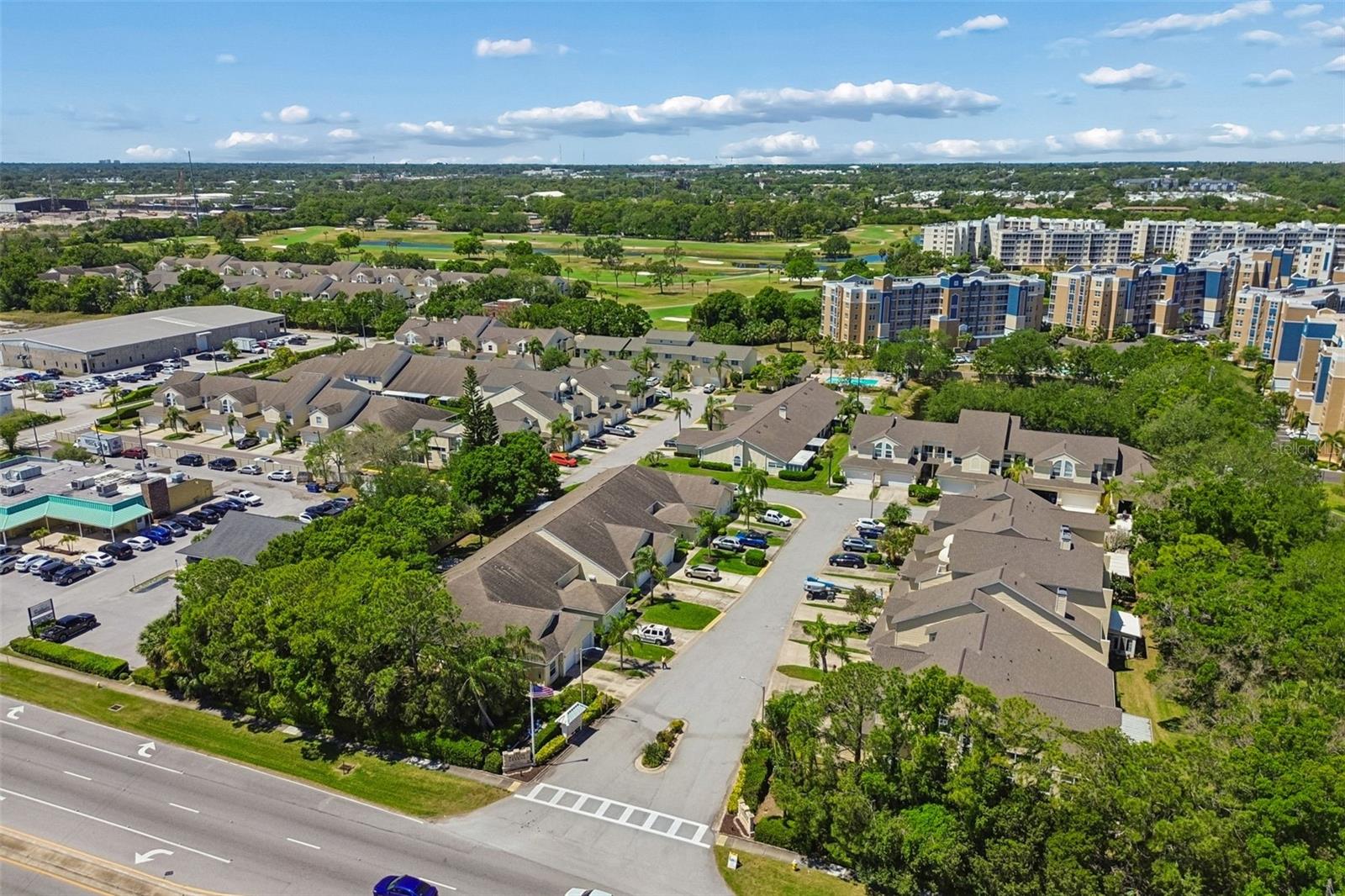 WILLOW GREENS - Residential