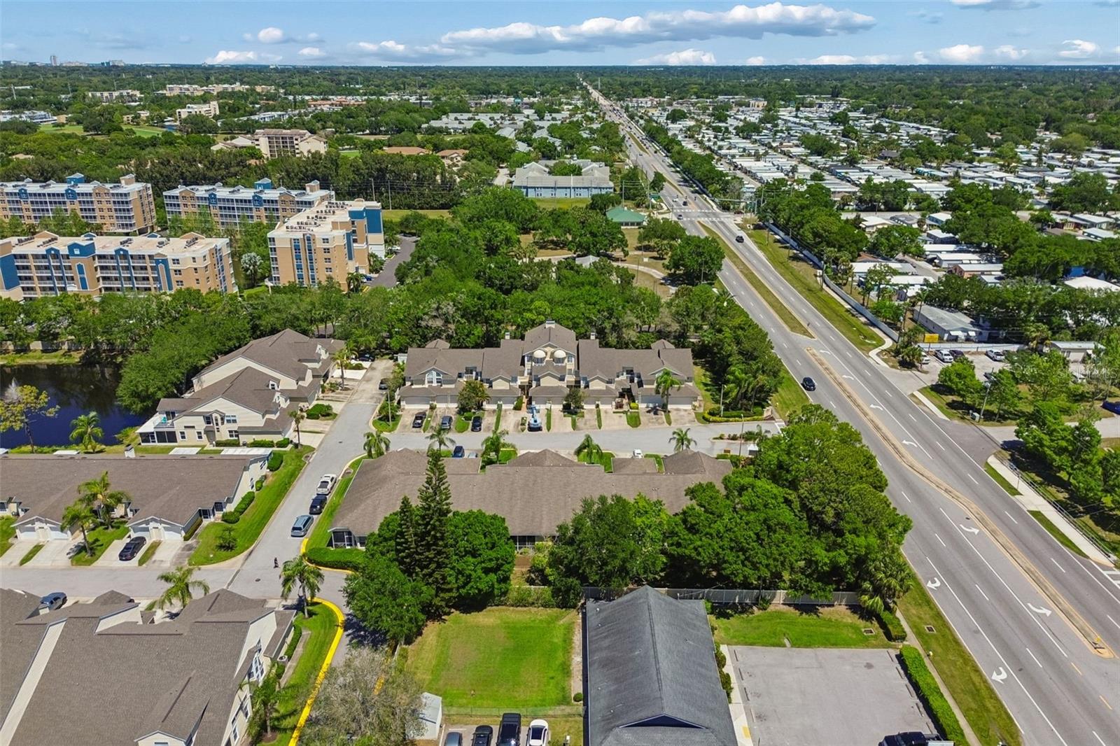 WILLOW GREENS - Residential