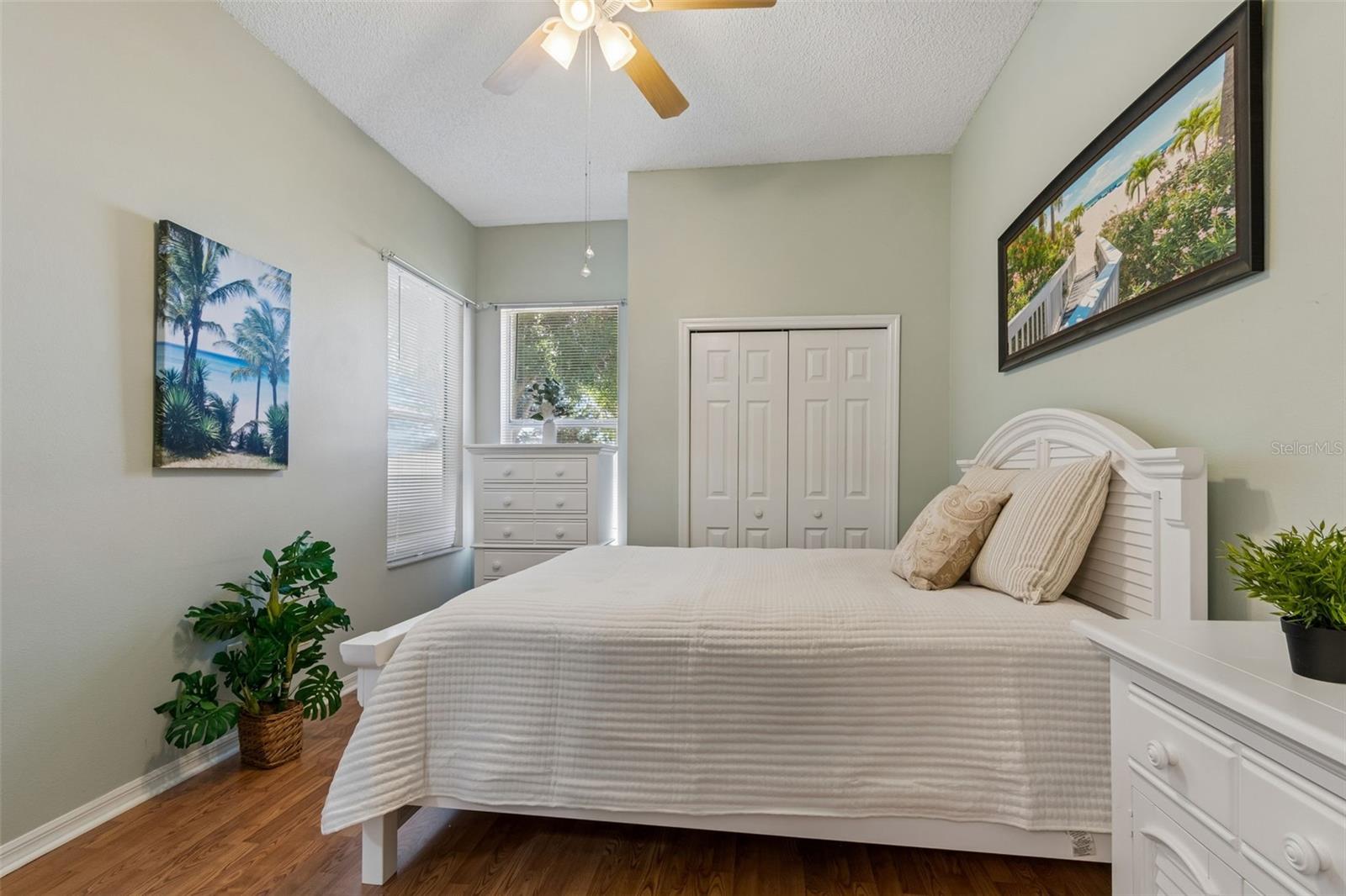 WILLOW GREENS - Residential