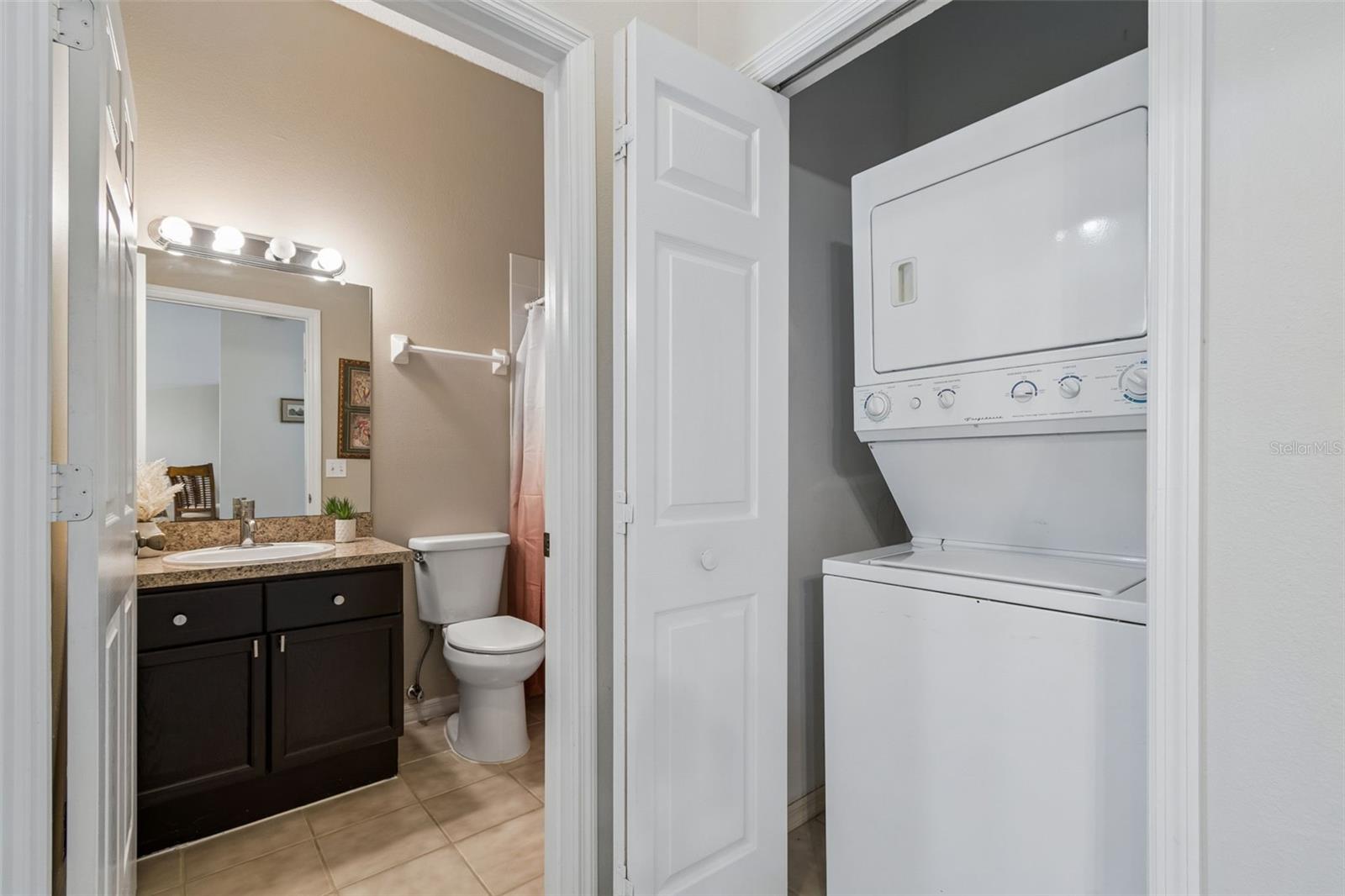 WILLOW GREENS - Residential