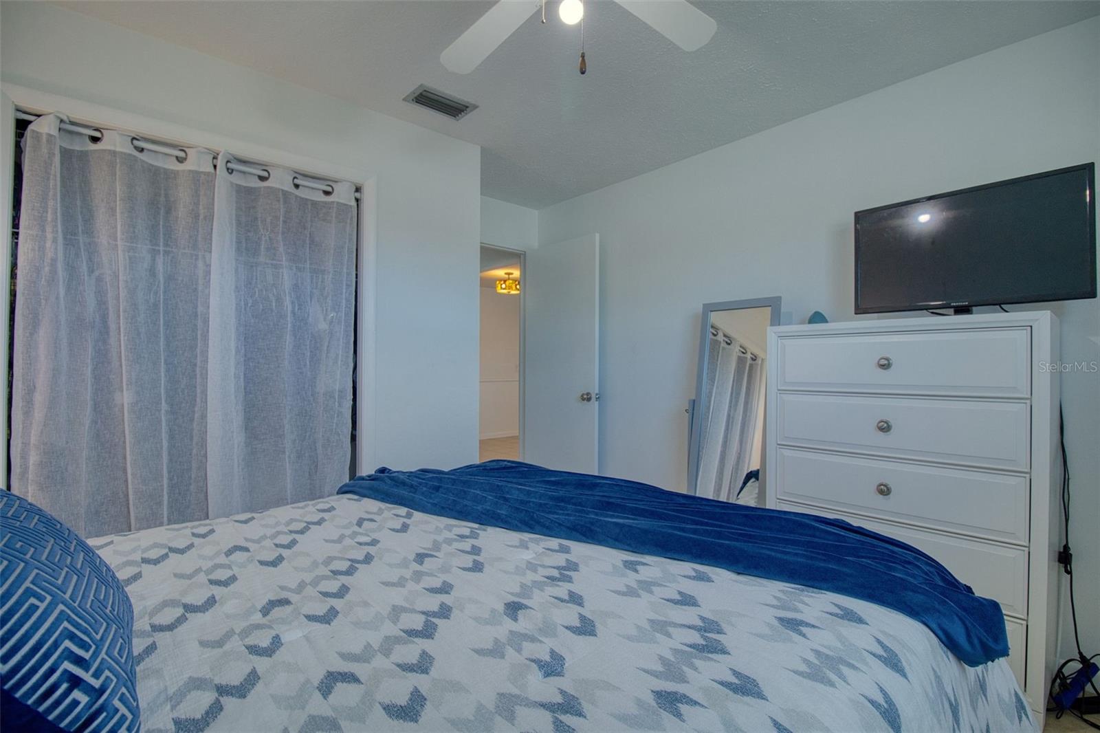 AMBERGLEN - Residential