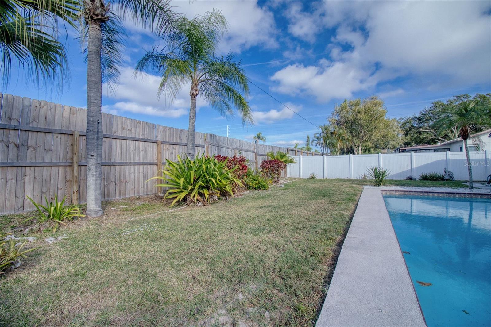 AMBERGLEN - Residential