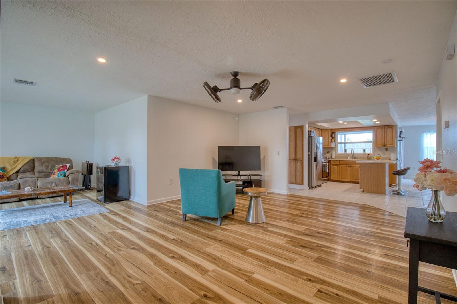 AMBERGLEN - Residential