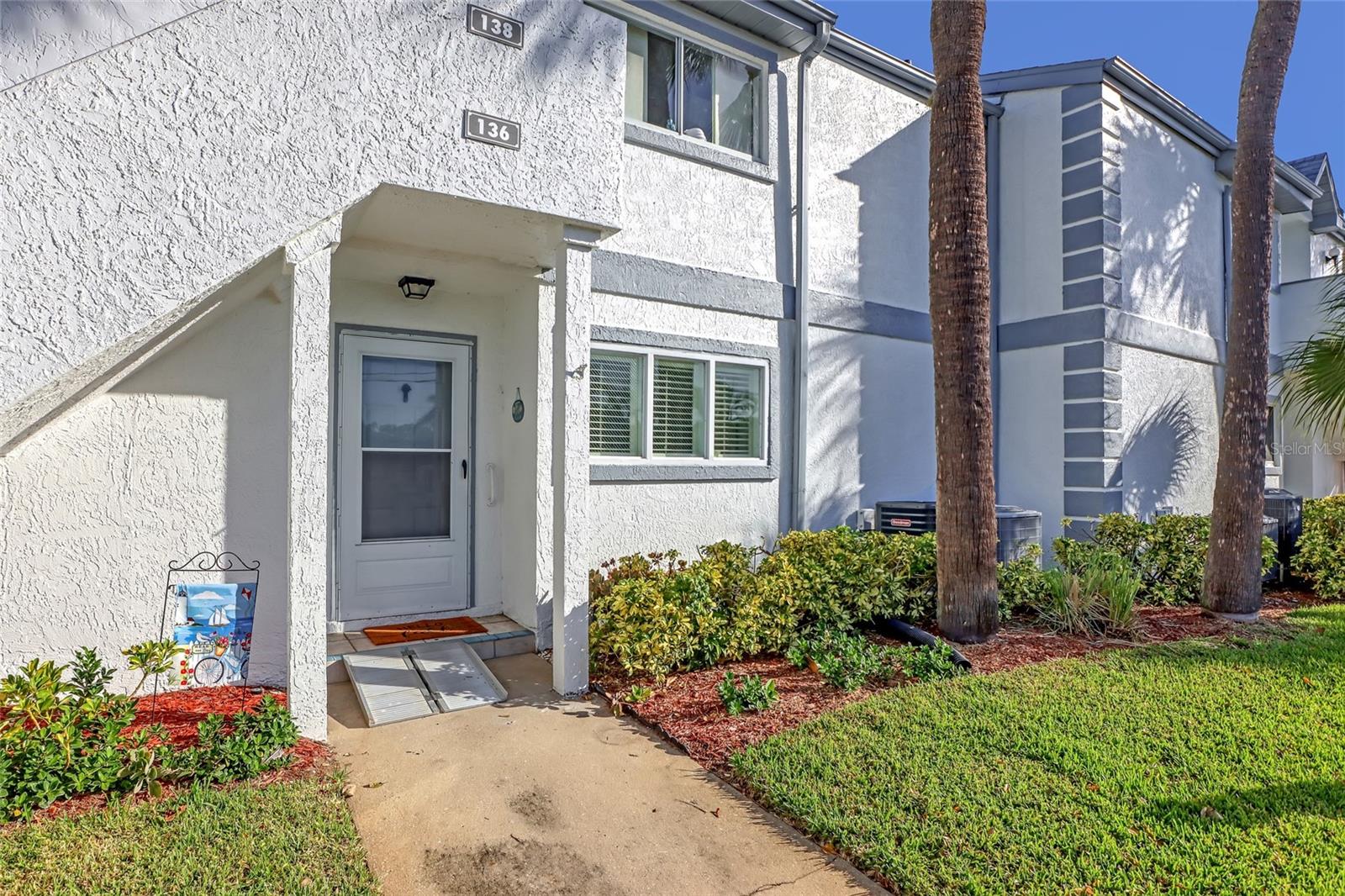 136 BEACH PARK LANE 35