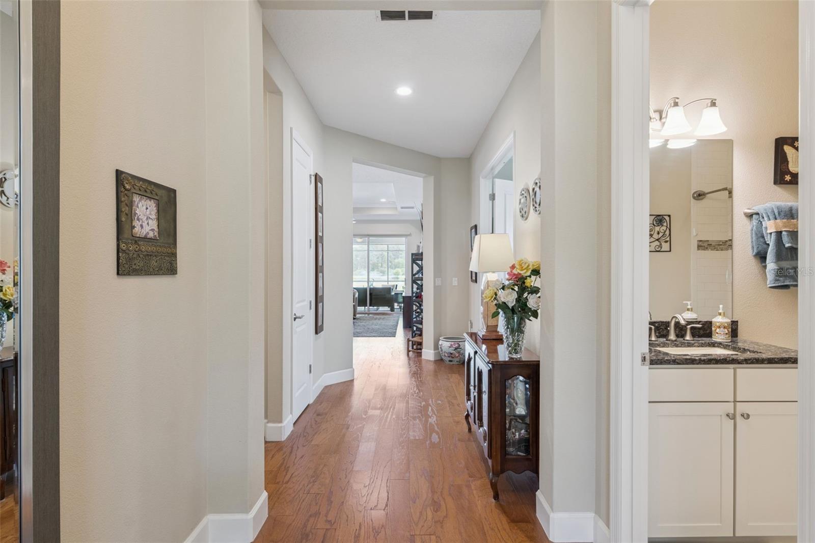 1641 VICTORIA GARDENS DRIVE