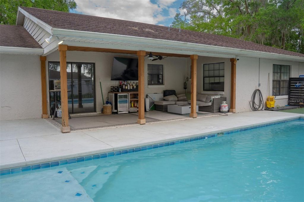 Photo of 9088 NE 17th Court, Anthony, FL 32617 (MLS # OM722010)