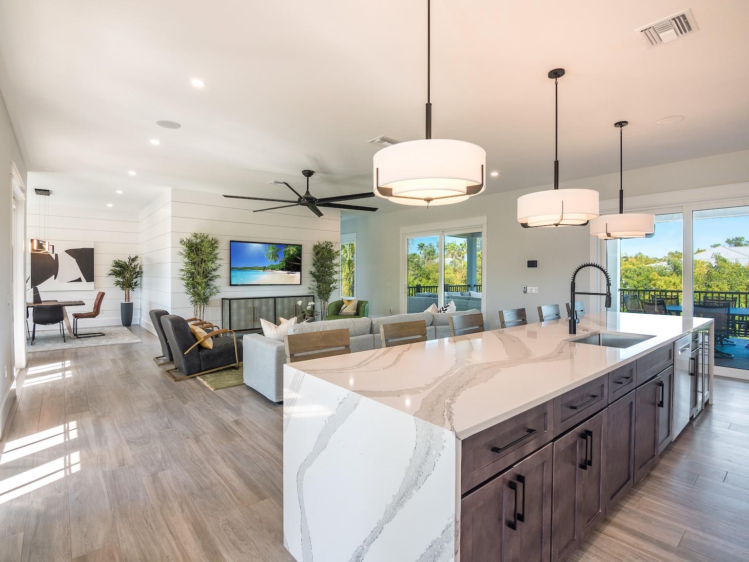 ANNA MARIA BEACH 3RD ADD - Residential