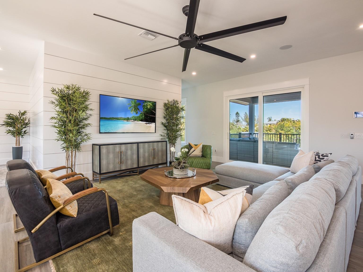 ANNA MARIA BEACH 3RD ADD - Residential