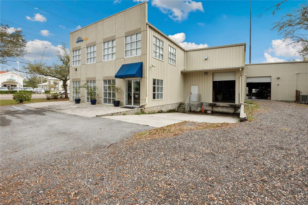 Photo of 16238 N Florida Avenue, Lutz, FL 33549 (MLS # TB8355747)