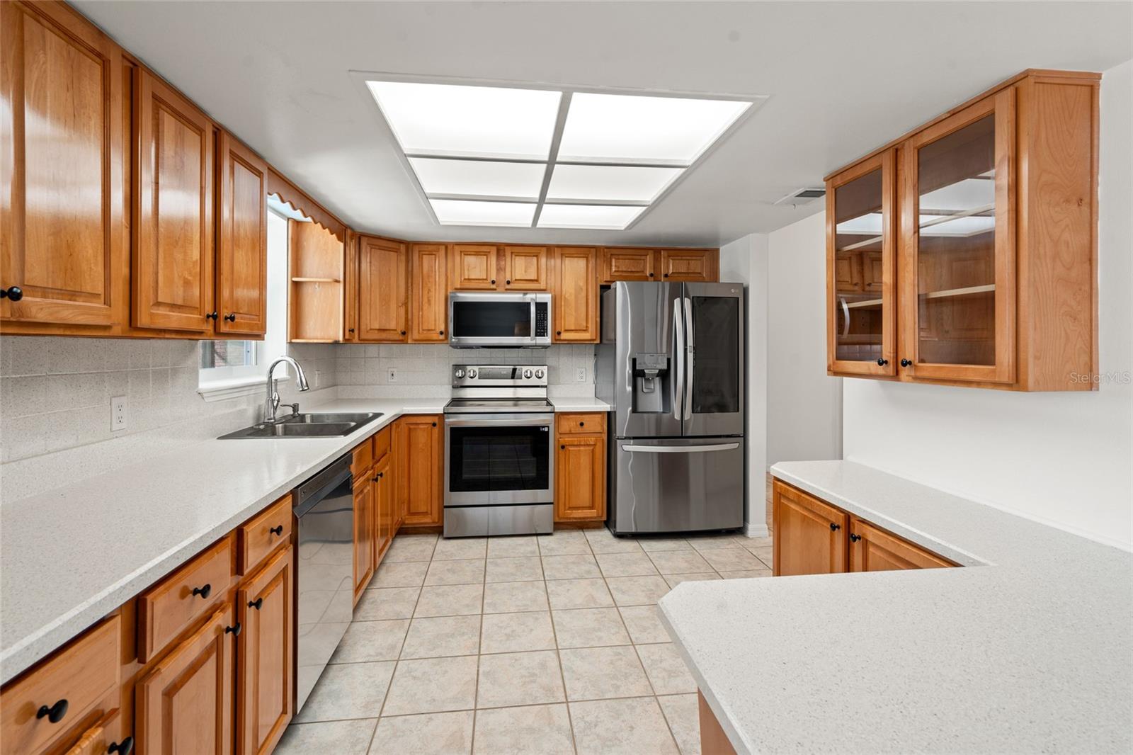 SILVER OAKS - Residential