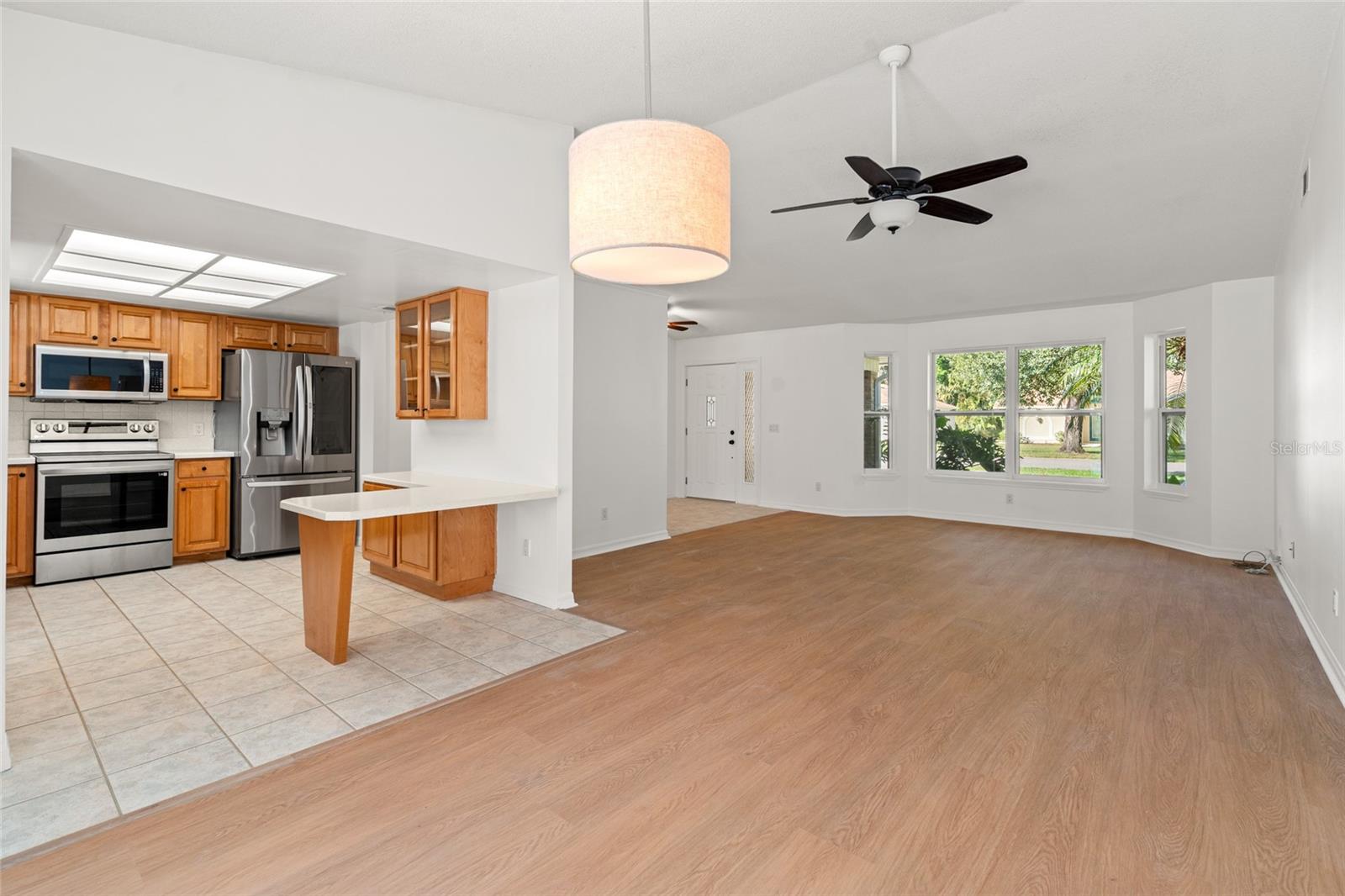 SILVER OAKS - Residential