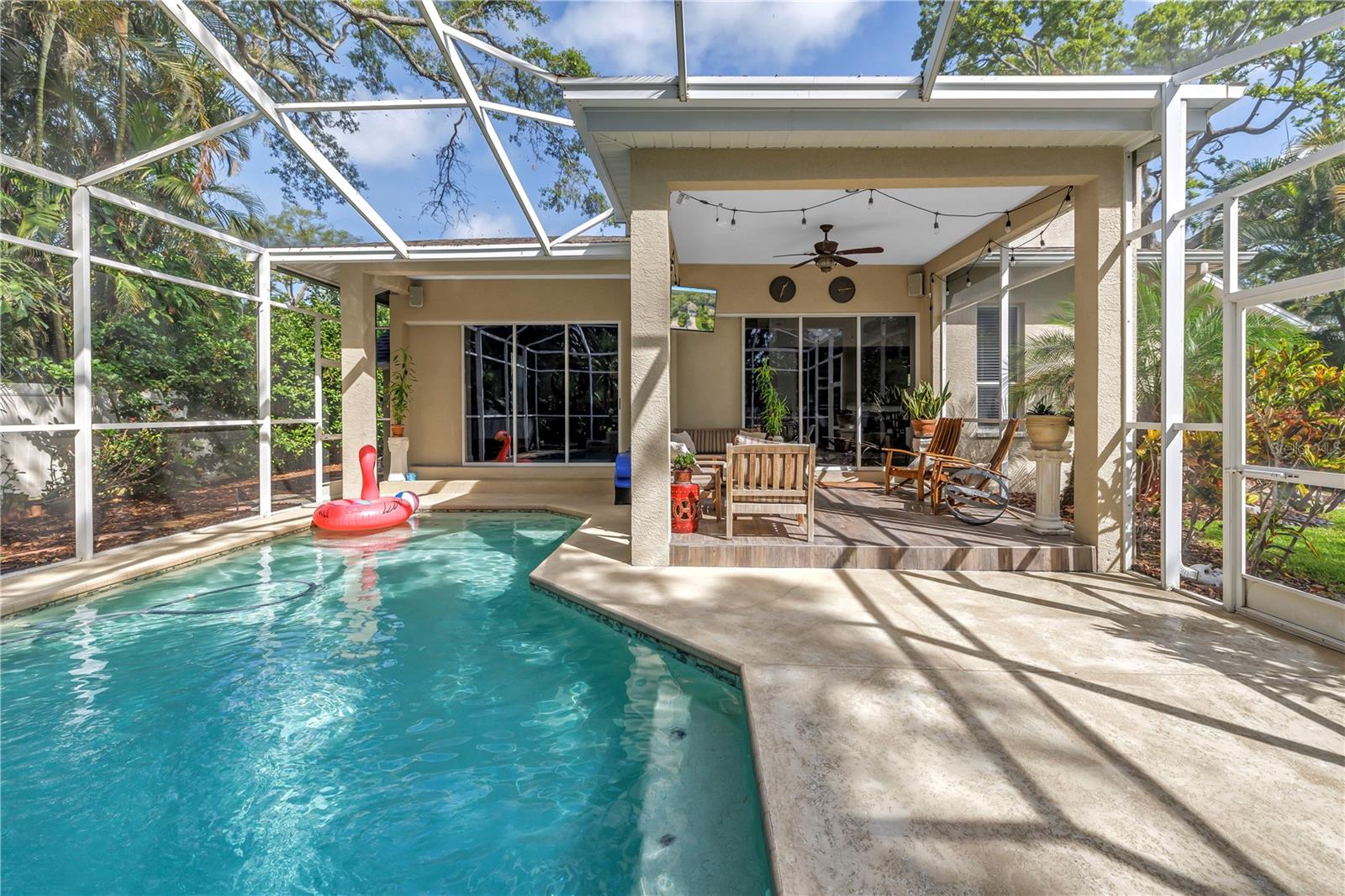 CARLTON ESTATES A PT REP OF LT 7 - Residential