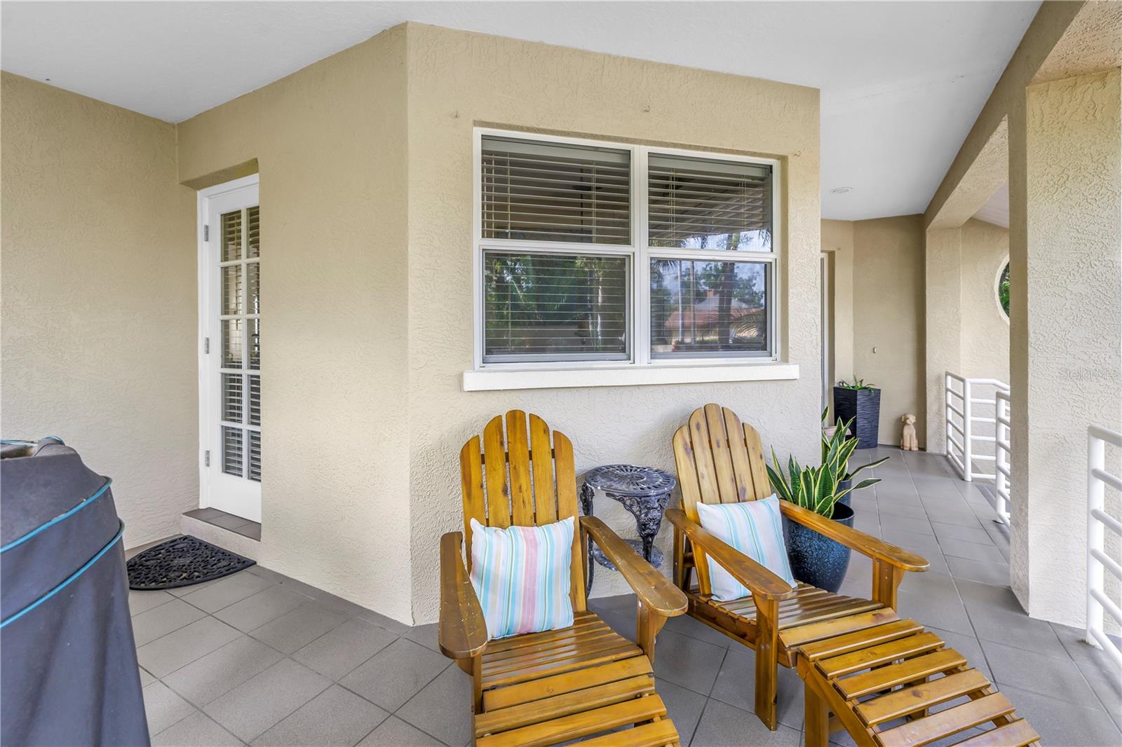 CARLTON ESTATES A PT REP OF LT 7 - Residential